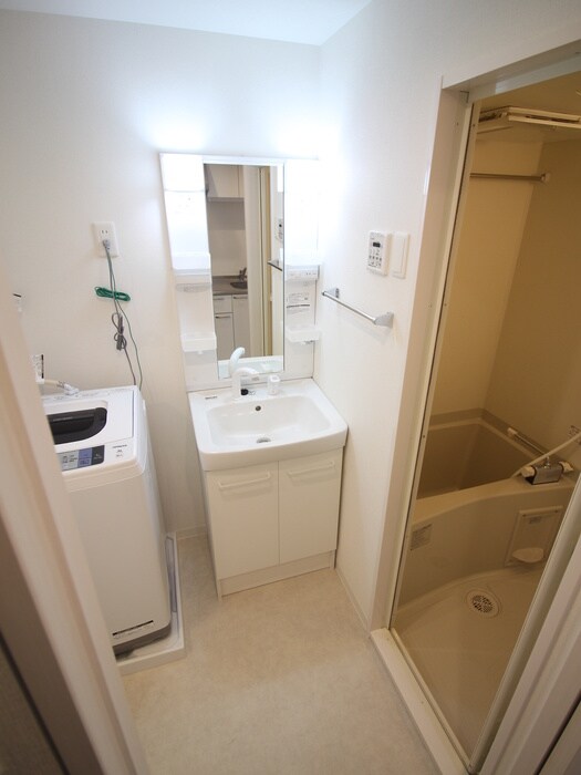 物件内観写真9　(洗面)