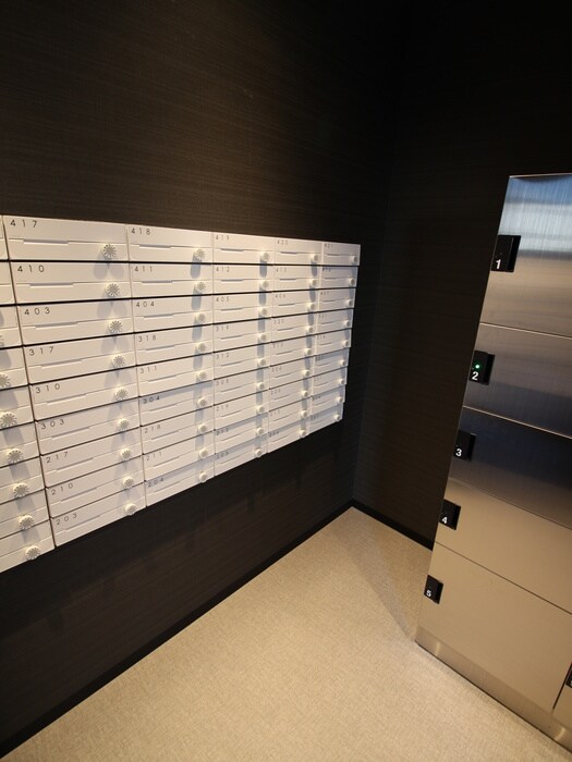 物件外観写真6　(建物設備)