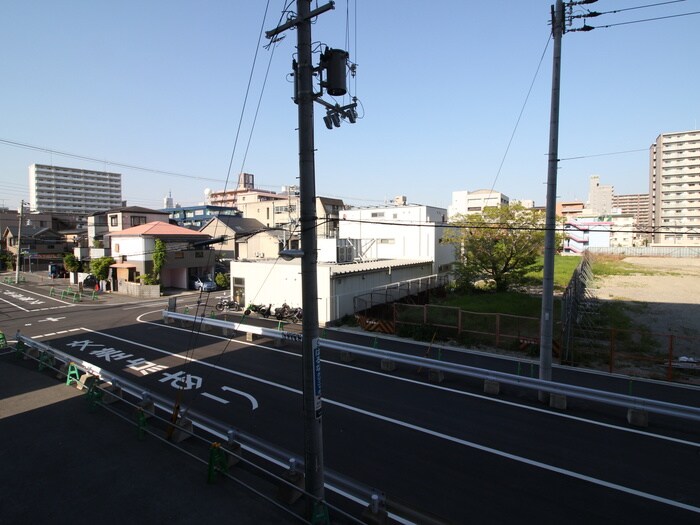 物件内観写真20　(室内からの展望)