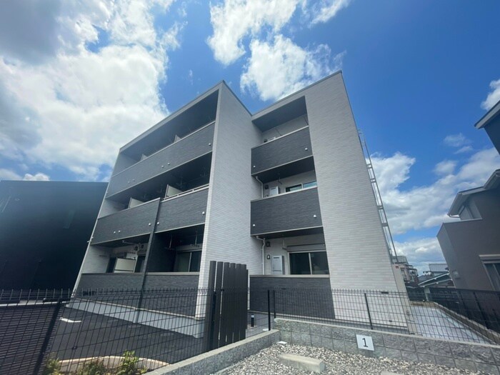 物件外観写真1　(外観写真)