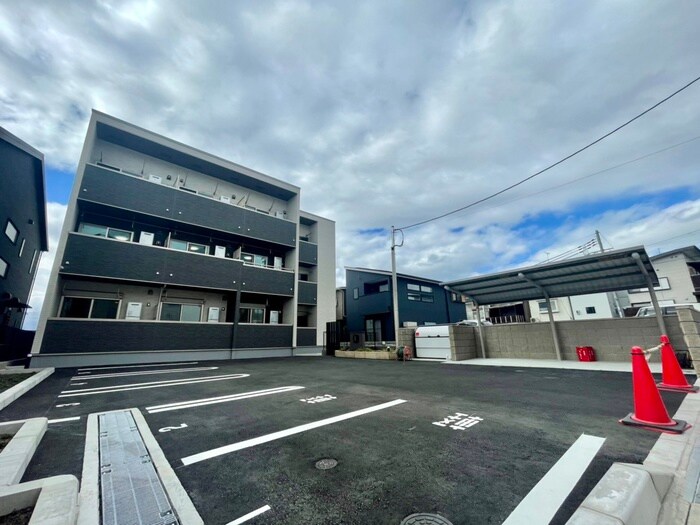 物件外観写真6　(外観写真)