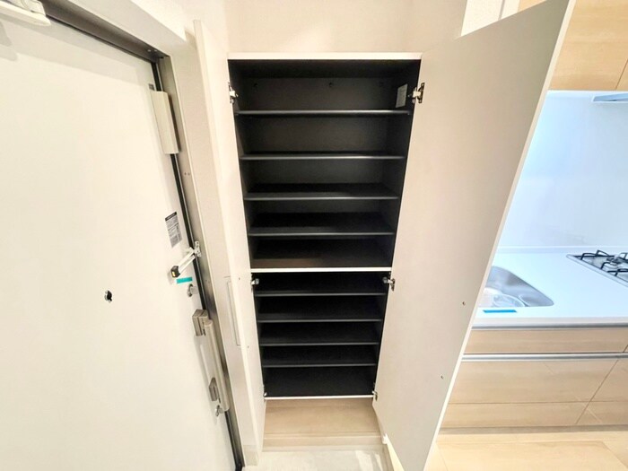 物件内観写真18　(靴箱)