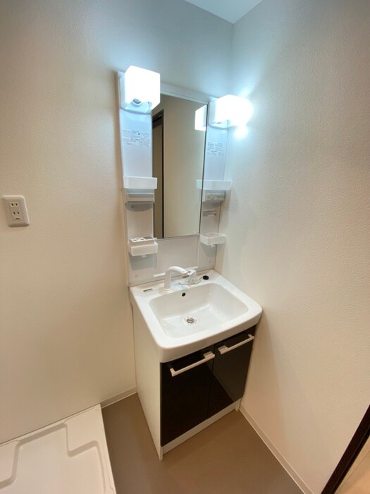 物件内観写真13　(洗面)