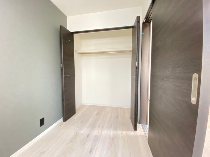 物件内観写真15　(収納)