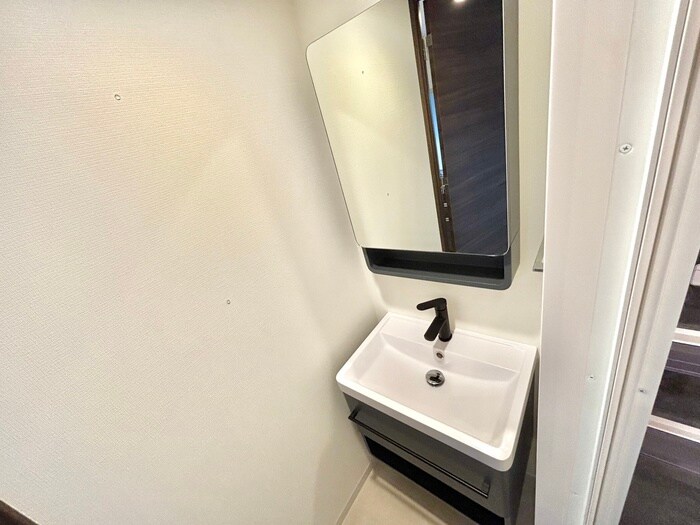 物件内観写真12　(洗面)