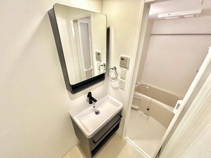 物件内観写真14　(洗面)