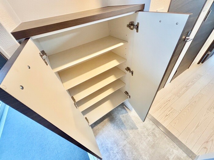 物件内観写真16　(靴箱)