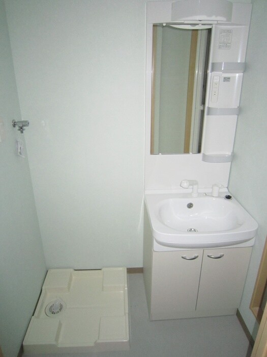 物件内観写真4　(洗面)