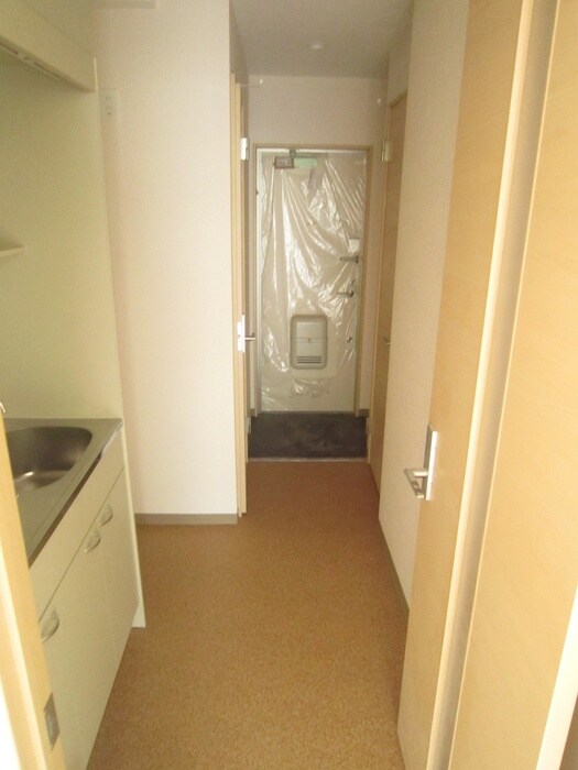 物件内観写真9　(廊下)