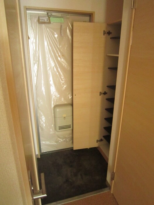 物件内観写真12　(靴箱)