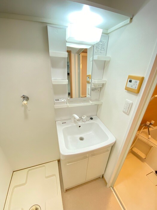 物件内観写真9　(洗面)