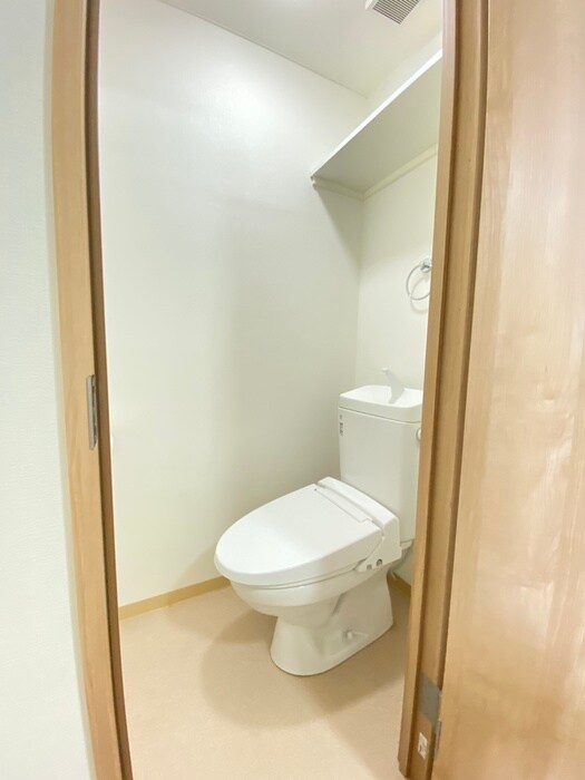 物件内観写真11　(トイレ)