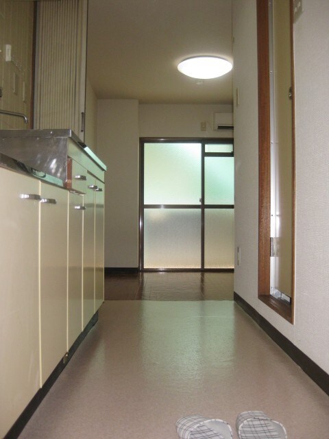 物件内観写真7　(廊下)