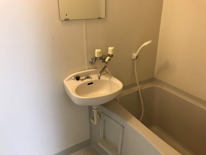 物件内観写真12　(バス／シャワールーム等)