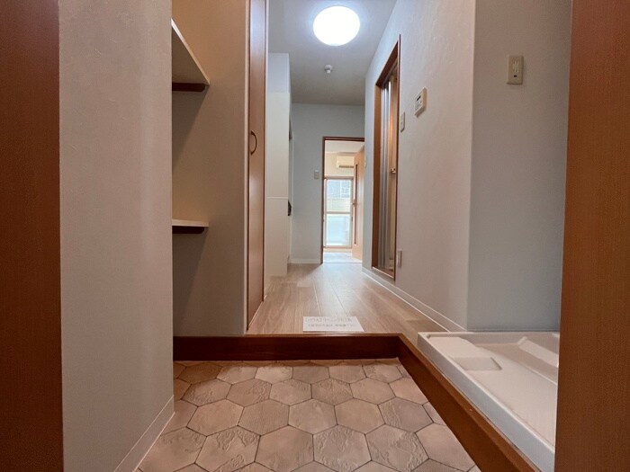 物件内観写真7　(廊下)