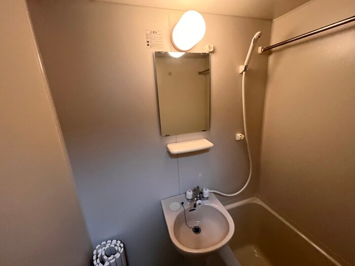 物件内観写真12　(洗面)