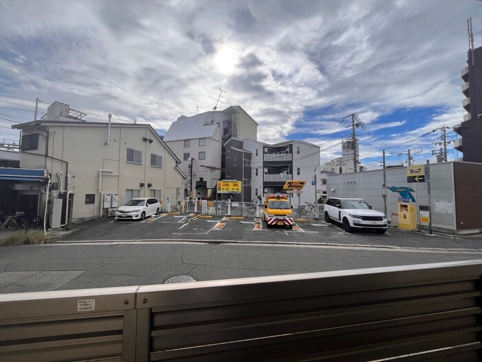 物件内観写真22　(室内からの展望)