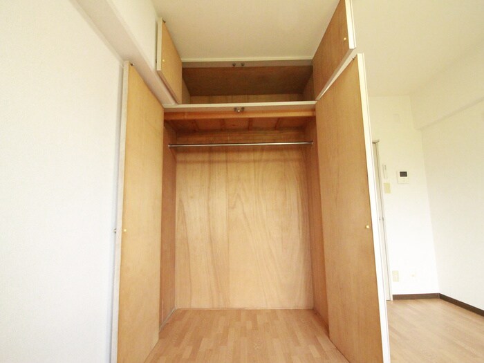 物件内観写真15　(収納)