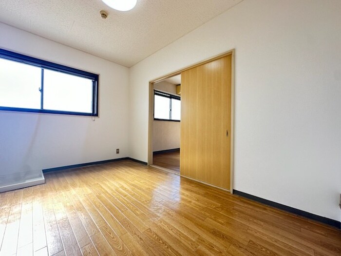 物件内観写真7　(居室)