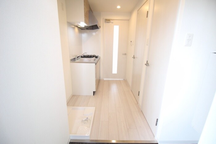 物件内観写真18　(廊下)