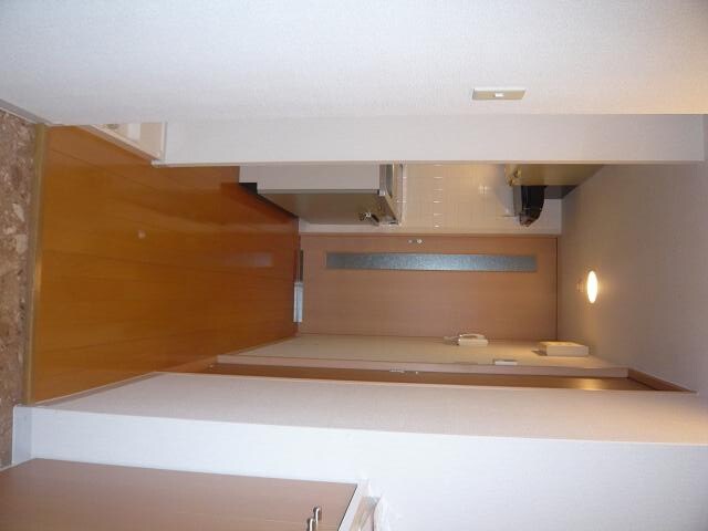 物件内観写真14　(廊下)