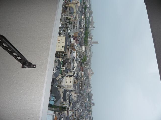 物件内観写真16　(室内からの展望)