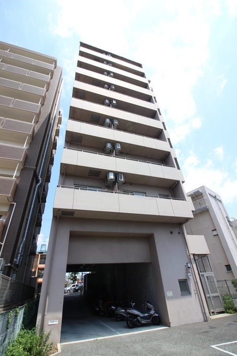 物件外観写真2　(駐輪場)