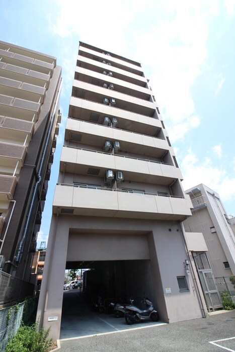 物件外観写真2　(駐輪場)