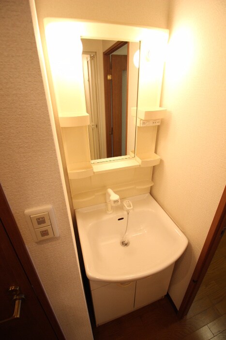 物件内観写真9　(洗面)