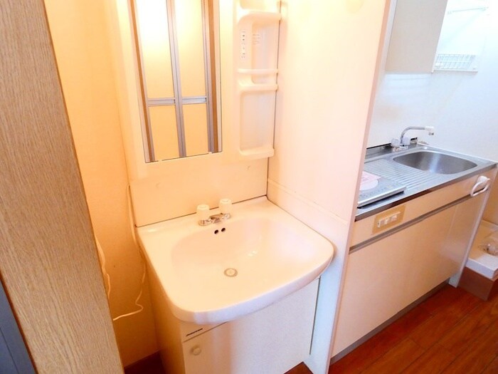 物件内観写真11　(洗面)