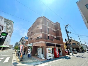 パレ甲南山手外観写真