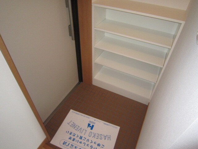 物件内観写真13　(靴箱)