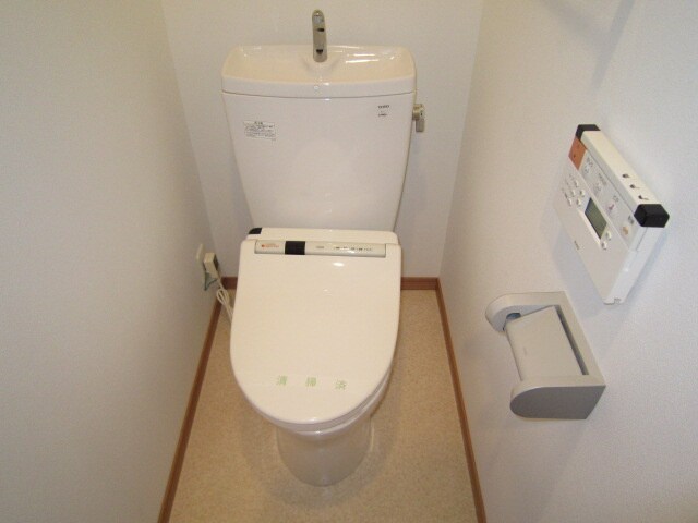 物件内観写真14　(トイレ)