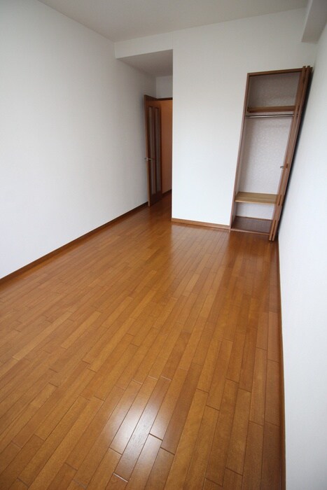 物件内観写真13　(居室)