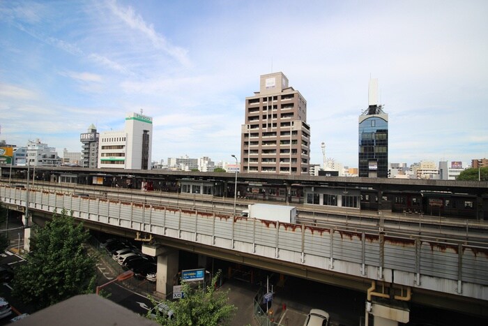 物件内観写真21　(室内からの展望)