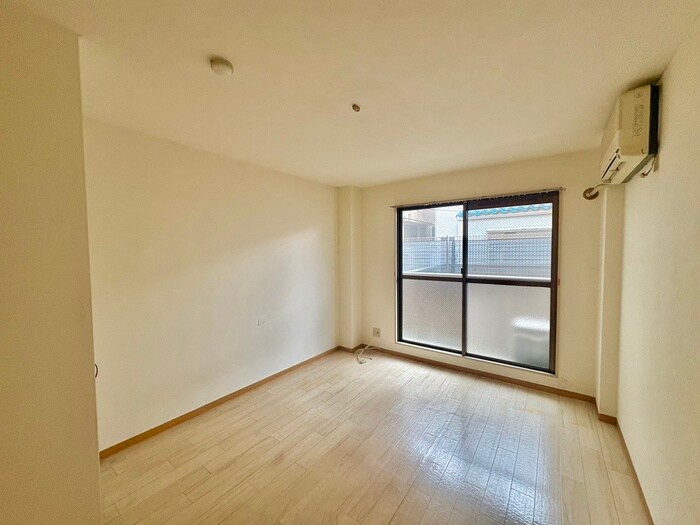 物件内観写真10　(内観写真)