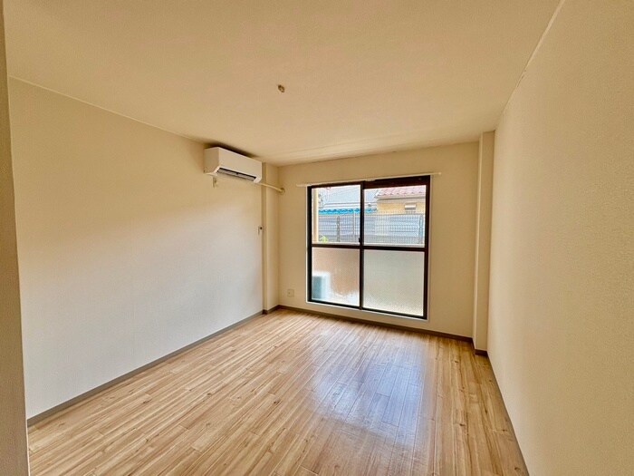 物件内観写真11　(内観写真)