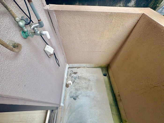 物件内観写真17　(洗濯機置場)