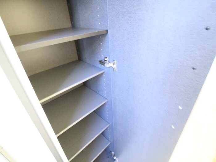 物件内観写真17　(靴箱)