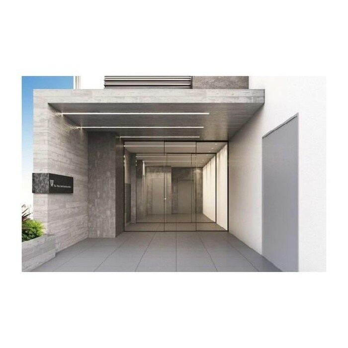 物件外観写真4　(エントランス部分)