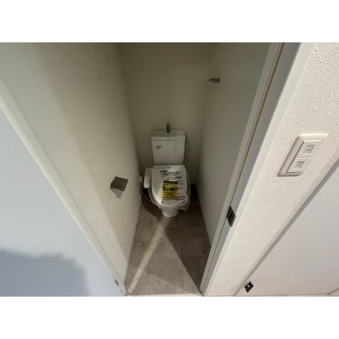 物件内観写真9　(トイレ)