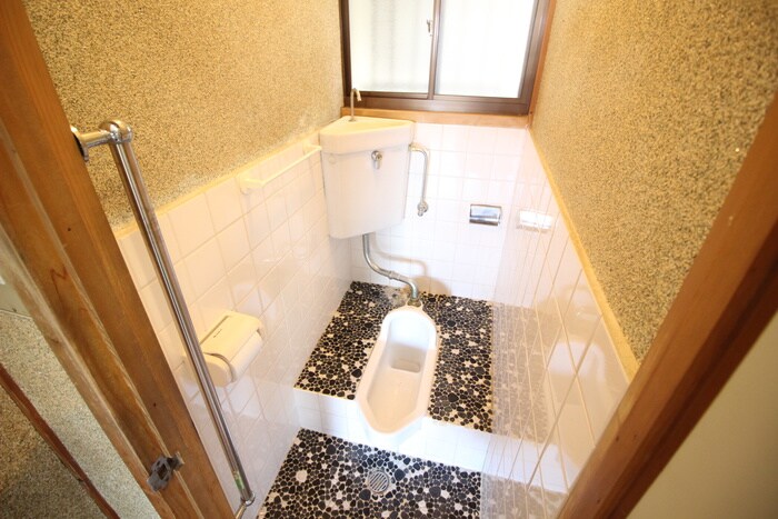 物件内観写真9　(トイレ)