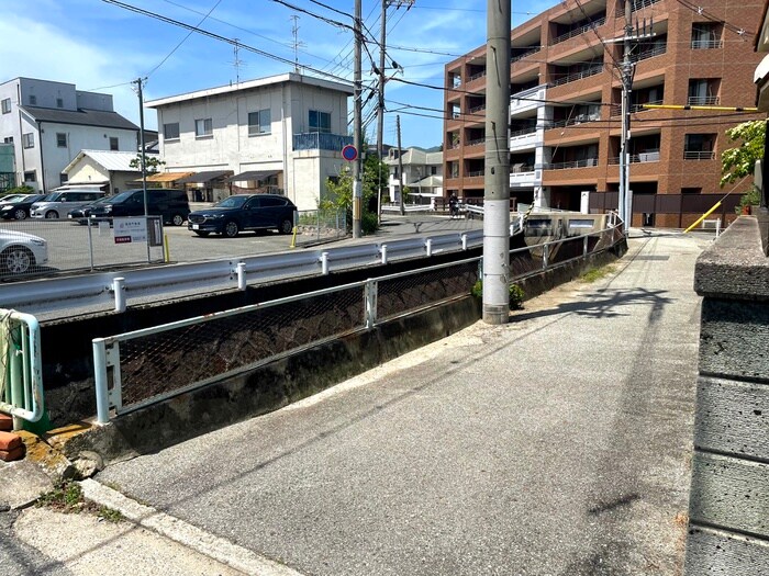 物件外観写真6　(周辺環境)