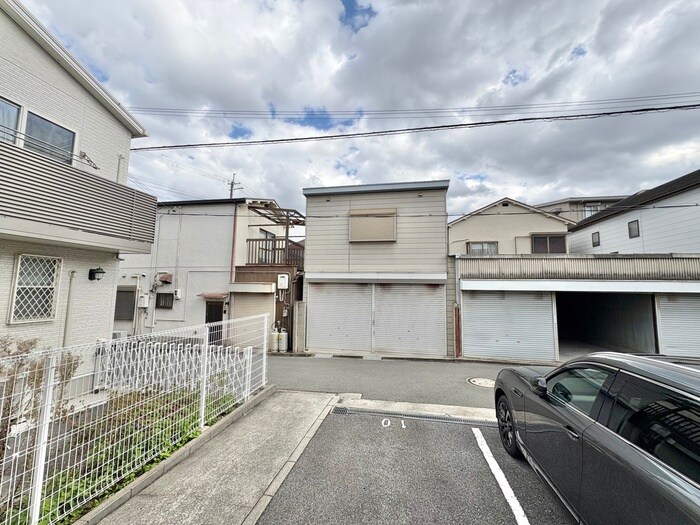 物件内観写真22　(室内からの展望)