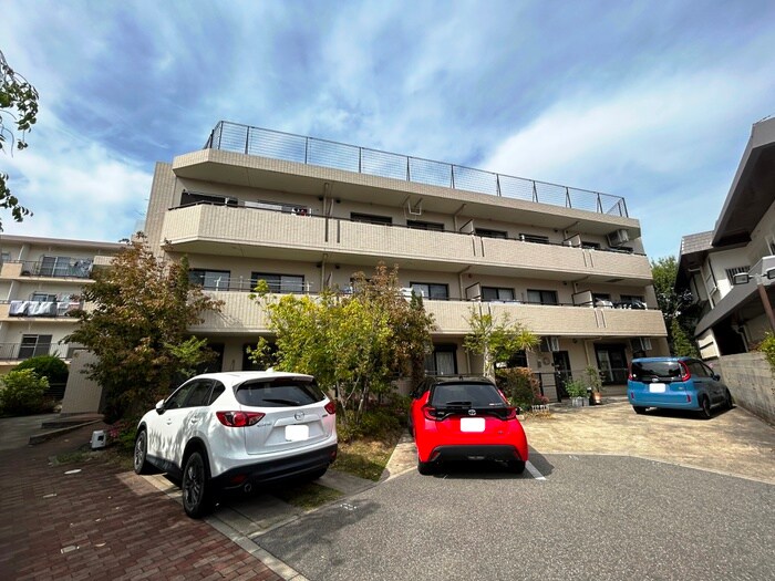 物件外観写真1　(外観写真)