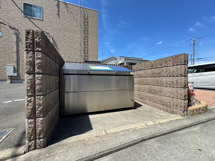 物件外観写真6　(建物設備)