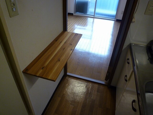 物件内観写真6　(玄関)