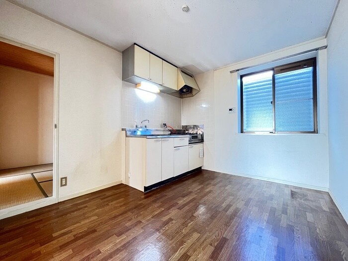 物件内観写真9　(居室)