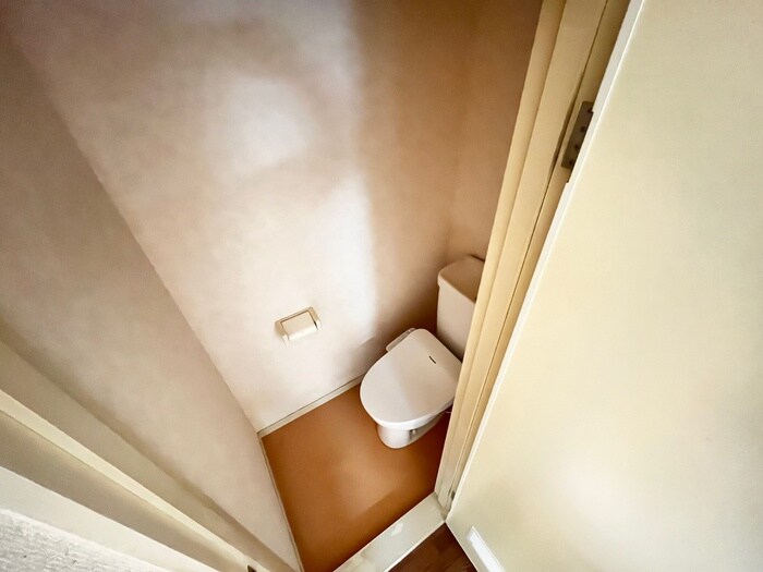 物件内観写真12　(トイレ)