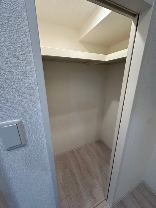 物件内観写真10　(収納)